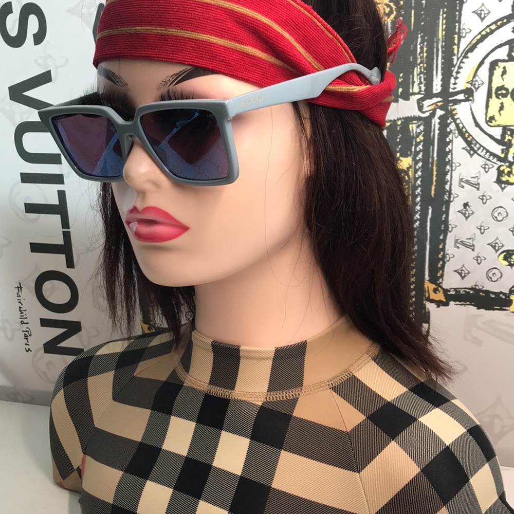 NEW AUTHENTIC Gucci Blue Square Sunglasses GG1540S 003